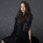 塩ノ谷 早耶香 4th Single「Snow Flakes Love／一輪花」リリース